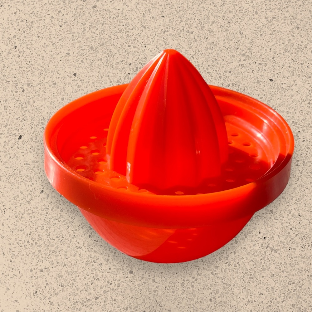 VTG Sunkist Brand Manual Hand Citrus / Orange Juicer — Neon Orange 🍊💥